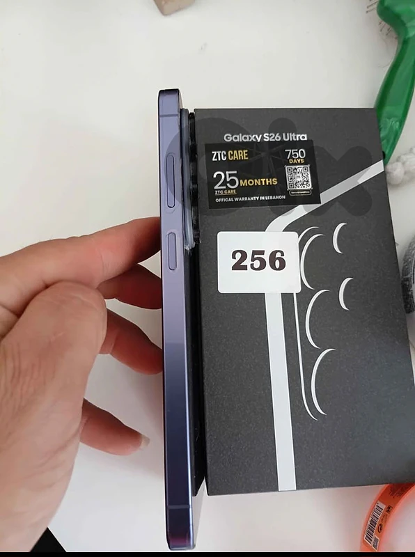 s26 ultra still new 256 gb