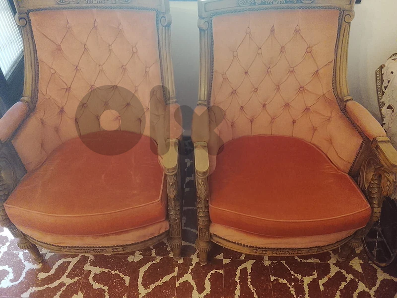 Classic Vintage Living Room for Sale Classic Vintage Living Room for Sale