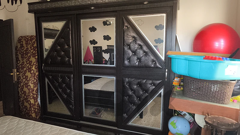 Bedroom for sale 200$