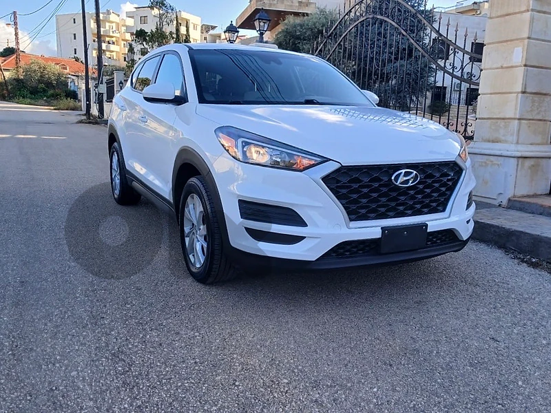 Hyundai Tucson 2019, AWD, clean car fax, super clean, full option.