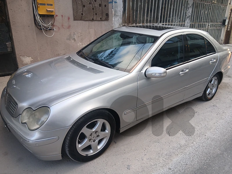 Mercedes-Benz 4 cylnder 81132426