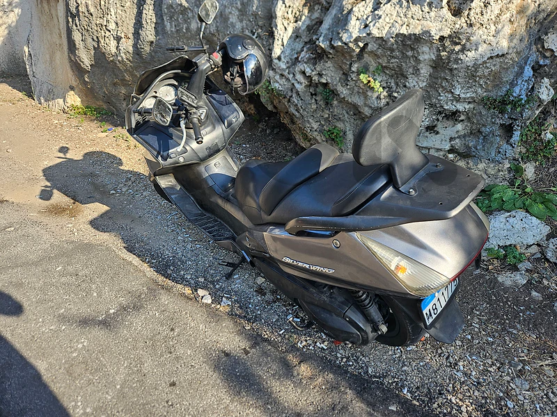 silver wing 600cc