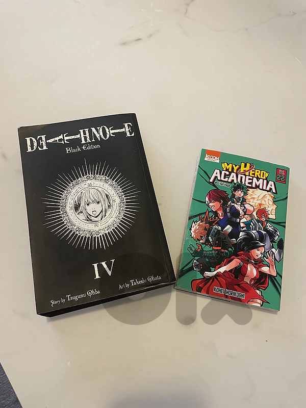 2 mangas: Death note, My hero academia 2 mangas: Death note, My hero academia