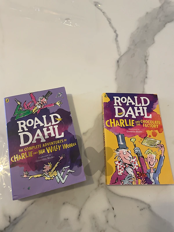 2 english books: roald dahl