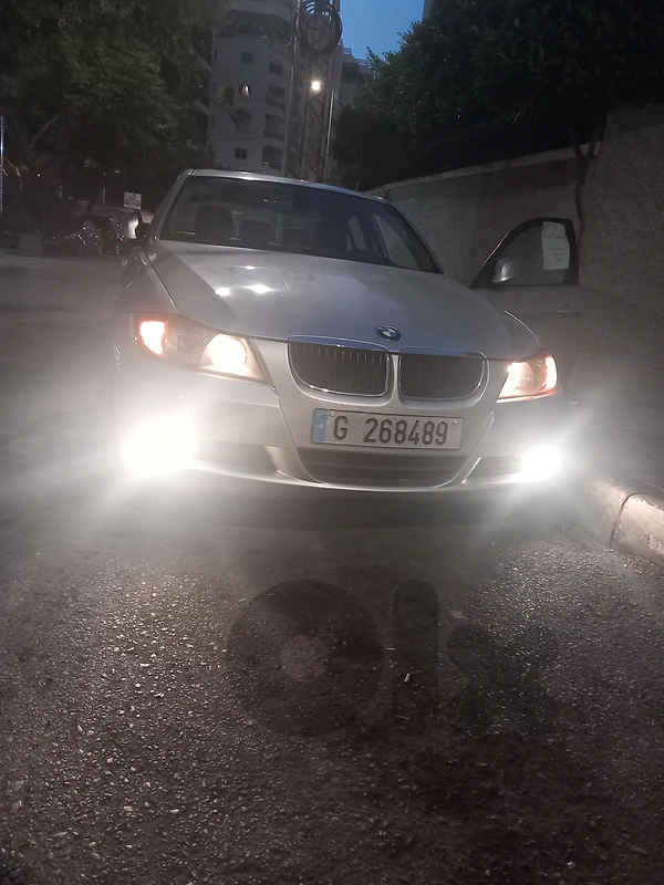 BMW 3-Series 2006 325i  E90