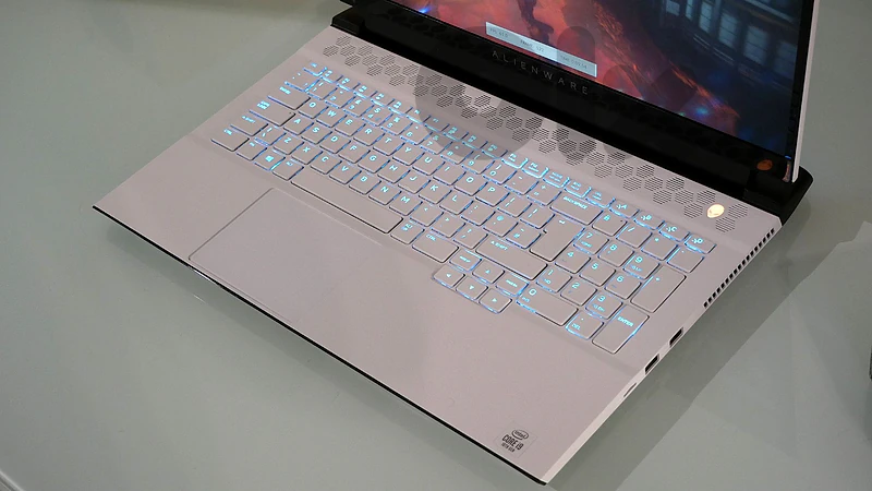 Gaming Dell Alienware M17 R3