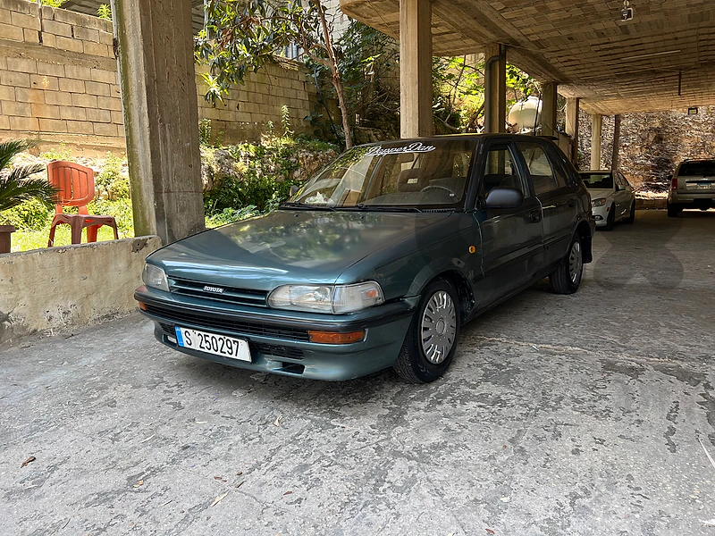 Toyota Corolla 1988 12