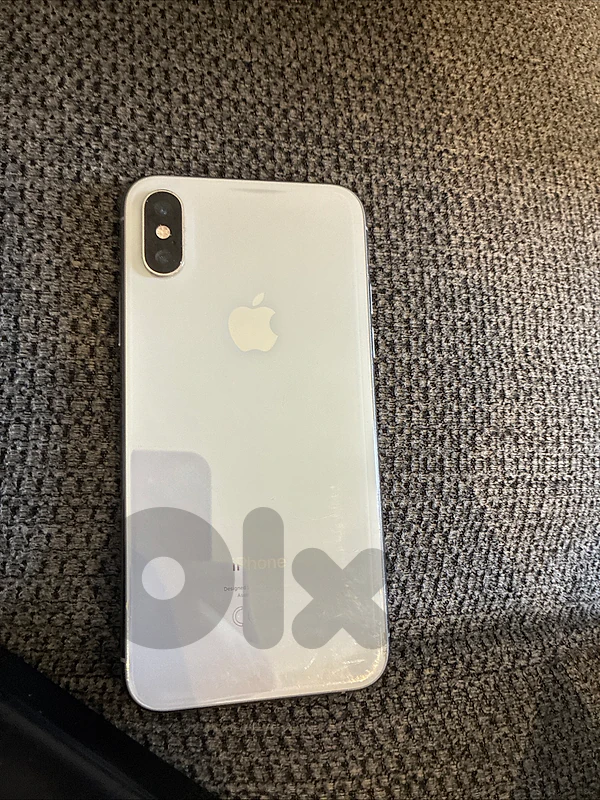 iphone XS 256 gb 50% battery health 85$