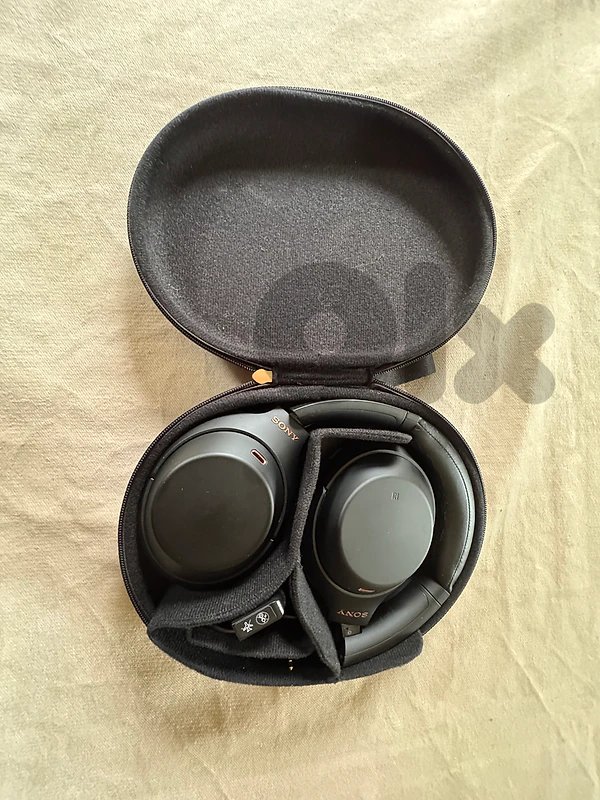 Sony XM4 - Headphones WH1000-XM4