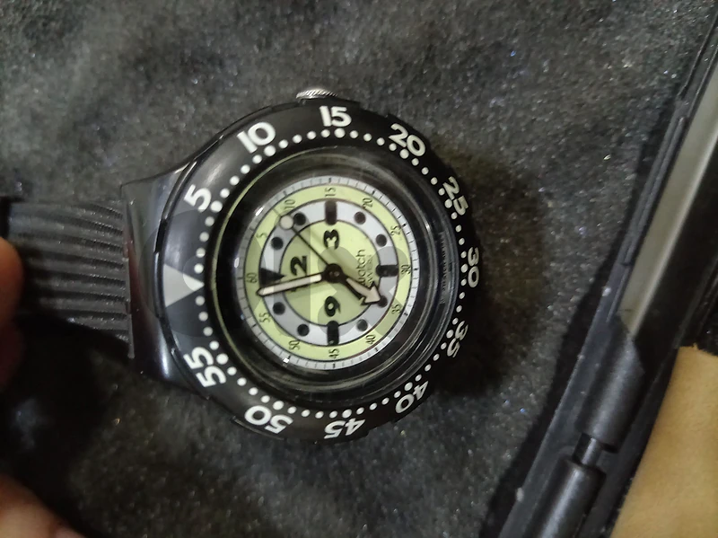 extremely rare diver watch scuba black shark 200m swatch