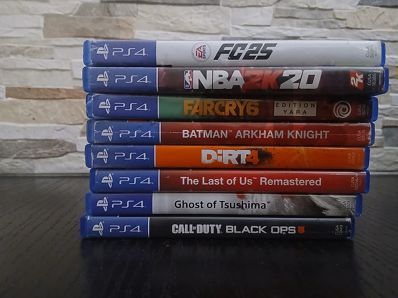 used ps4 slim with one controller and 8 discs used ps4 slim with one controller and 8 discs