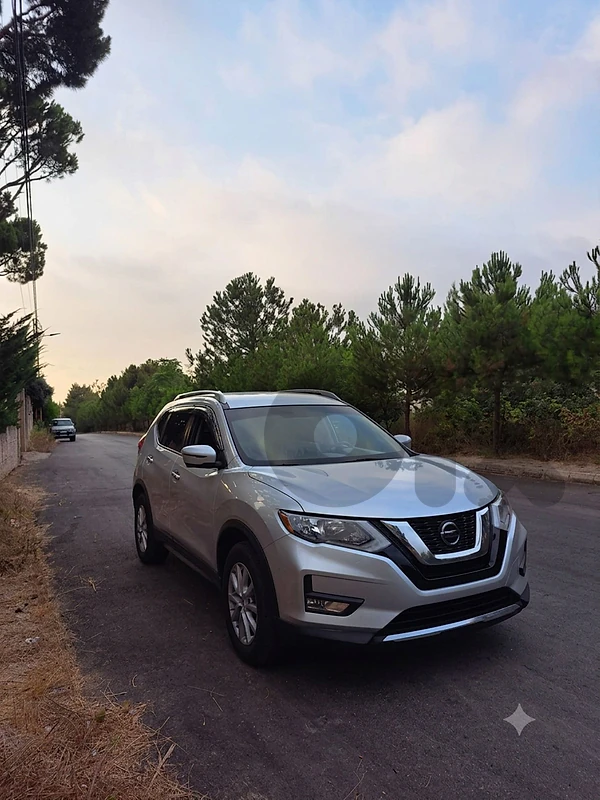 Nissan Rogue SV 2018 | 76071276