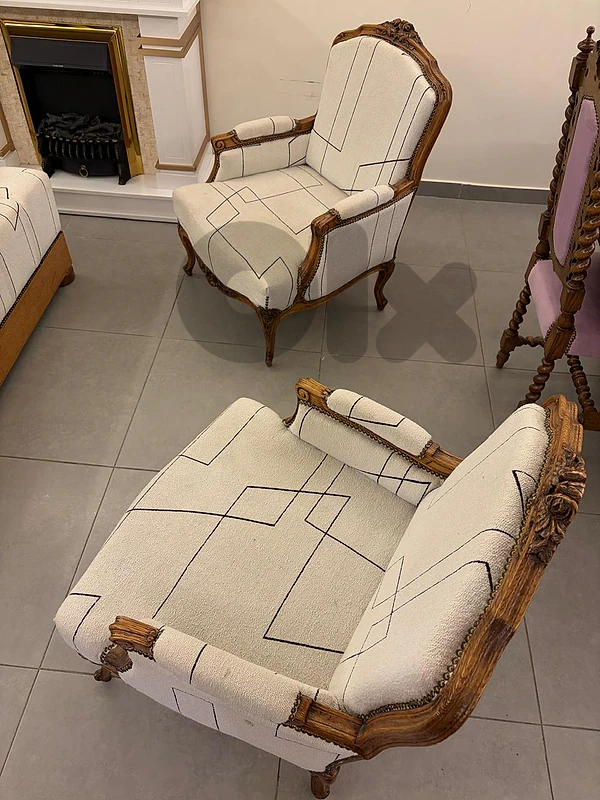 Arm Chairs and Center Table | FOR SALE