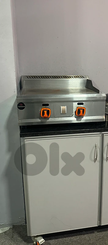 grill on gas d-kitchen used like new