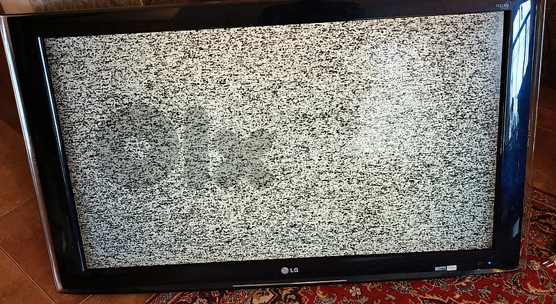 LG TV for sale