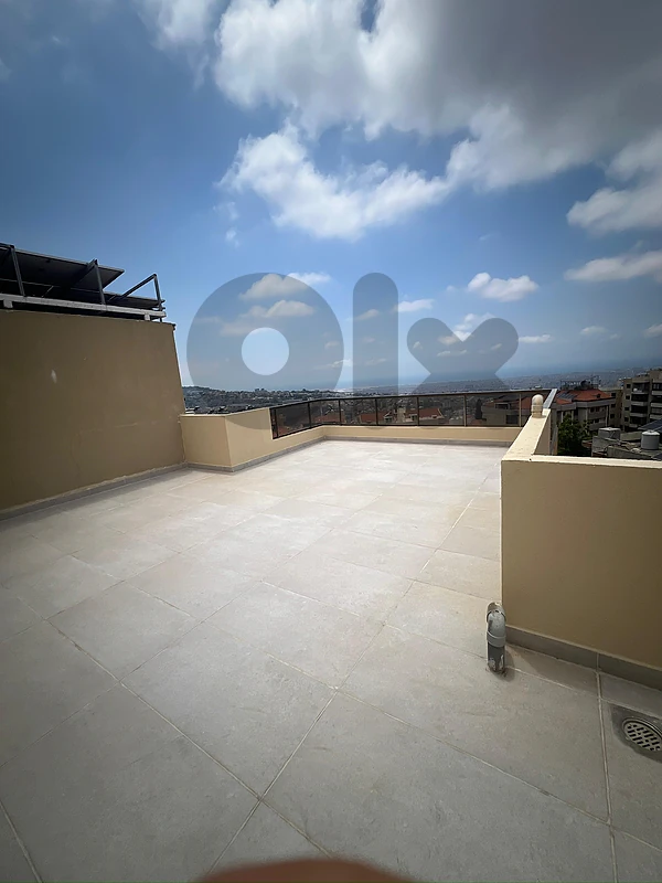 دوبلكس للبيع في المنصورية   300,000$  Duplex for sale in mansourieh