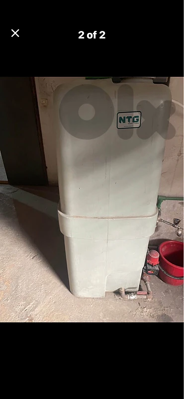 water or mazout tank خزانات للمياه أو مازوت