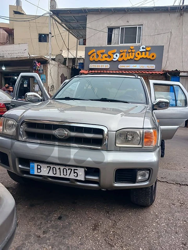 Nissan Pathfinder 2001