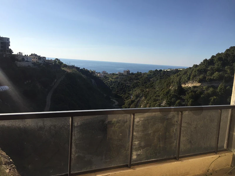 Apartment for Sale in Bouar - شقة للبيع في البوار –
