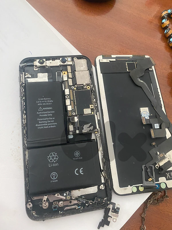 iphone x chessi board mahrou2