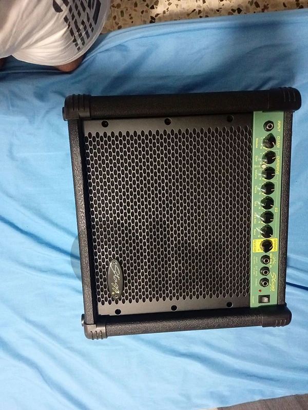 Speaker /giutar speaker