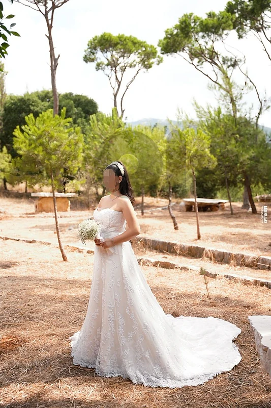 wedding dress