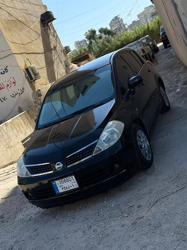 Nissan Tiida 2009
