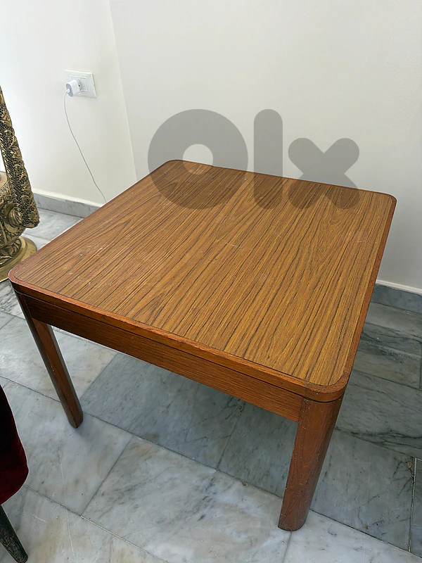 wood table