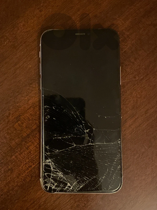 iphone, ipad and lapotop parts for sale iphone, ipad and lapotop parts for sale