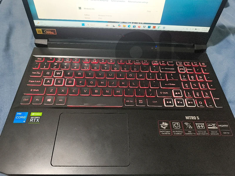 gaming laptop