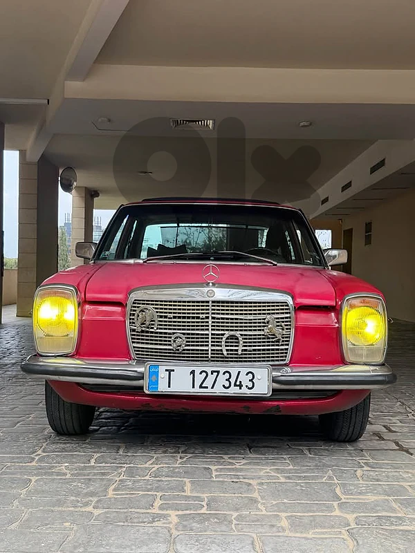 Mercedes-Benz 200 1974