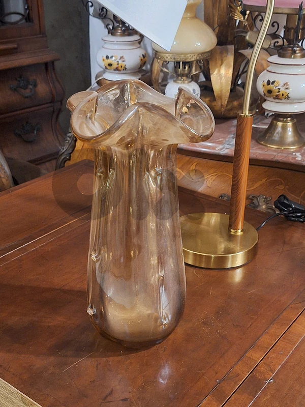murano vase