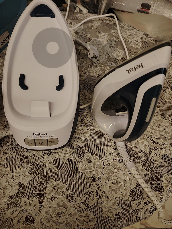 Tefal Express Essential Steam Generator Iron