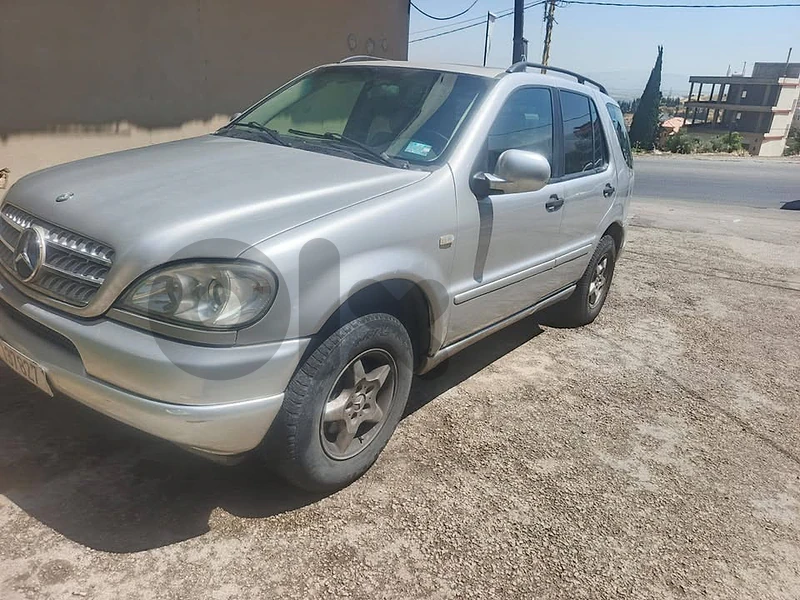 Mercedes-Benz ML 2000