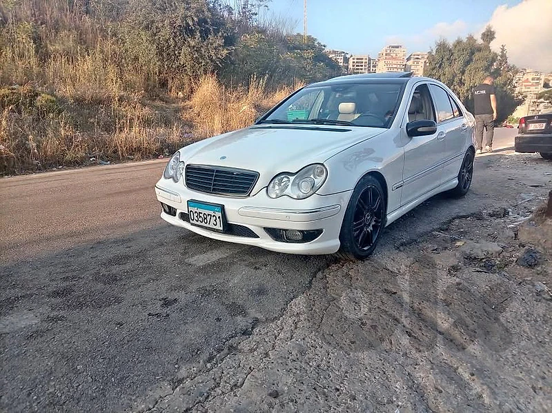 Mercedes-Benz c230 2005