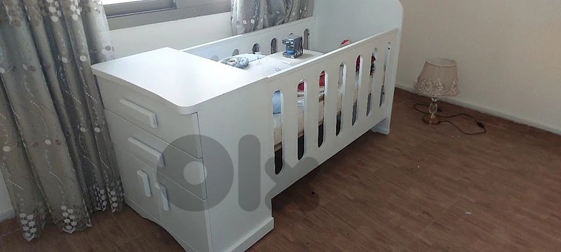 baby bed with mattress