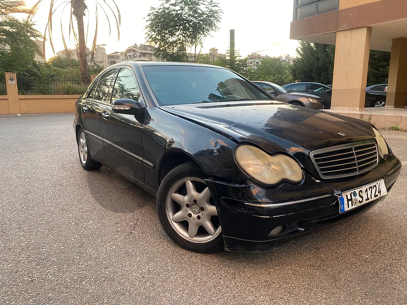 Mercedes-Benz C-Class 2002