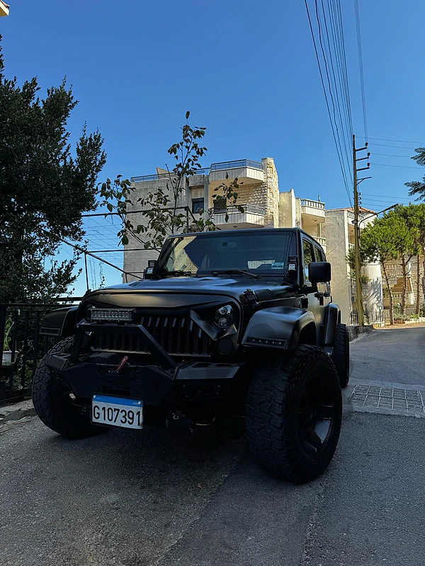 Jeep Wrangler  2011