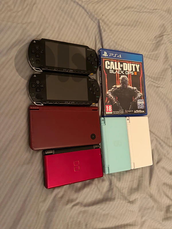 Nintendo DS / SONY PSP / Parts Or easy fix 50$ FOR ALL