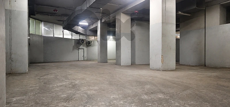 Warehouse for sale in jnahمستودع  للبيع في الجناح