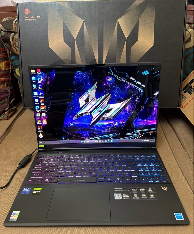 ACER PREDATOR Gaming/Rendering Ultra 9 275HX RTX 5070Ti 32GB Ram DDR5