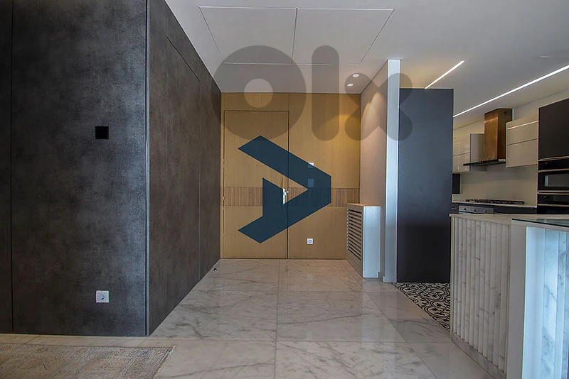 Apartment For Sale In Gemayzeh  شقة للبيع في الجميزة