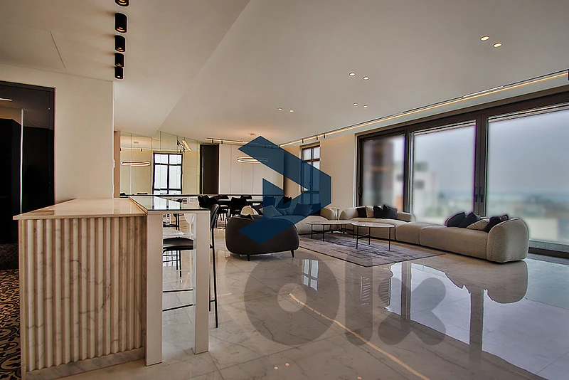 Apartment For Sale In Gemayzeh  شقة للبيع في الجميزة
