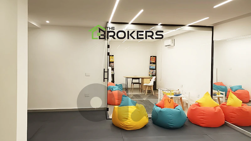 Studio/ Office/ Clinic for Sale in Hamra