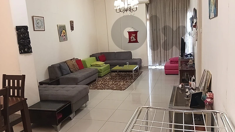 Apartment For Sale in Rawcheشقة للبيع في الروشة