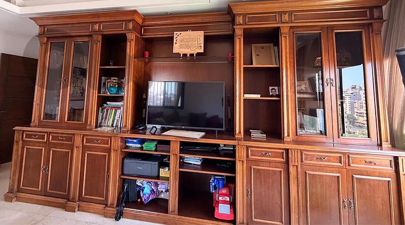 wall unit , display cabinet