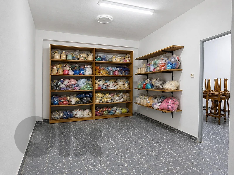 Spain get your residency! ground floor apartment need full renovation 009215