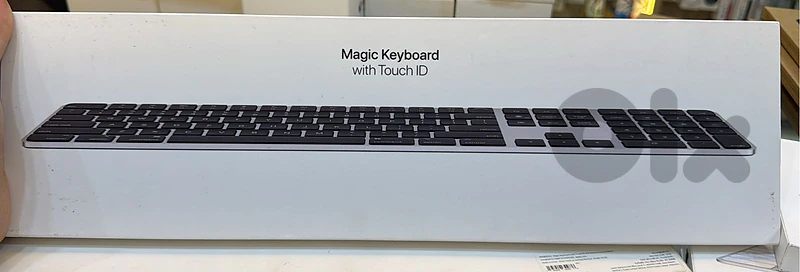 Magic Keyboard with toucb id and numeric keybad black MMMR3