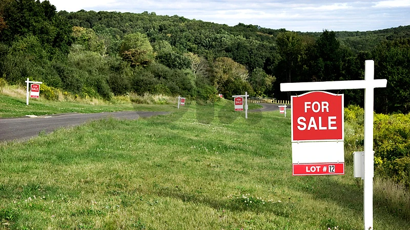 Land for sale in Faitroun ارض للبيع في فيترون Land for sale in Faitroun ارض للبيع في فيترون