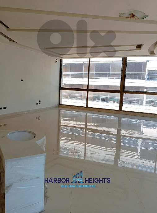 Office for Rent in Hazmieh - مكتب للإيجار في الحازمية